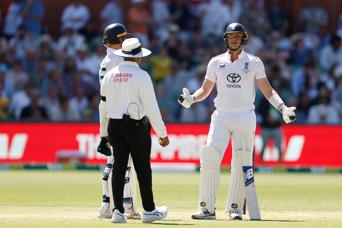Sri Lanka vs England T20 World Cup LIVE Score: SL implode in small chase, lose half the team inside powerplay