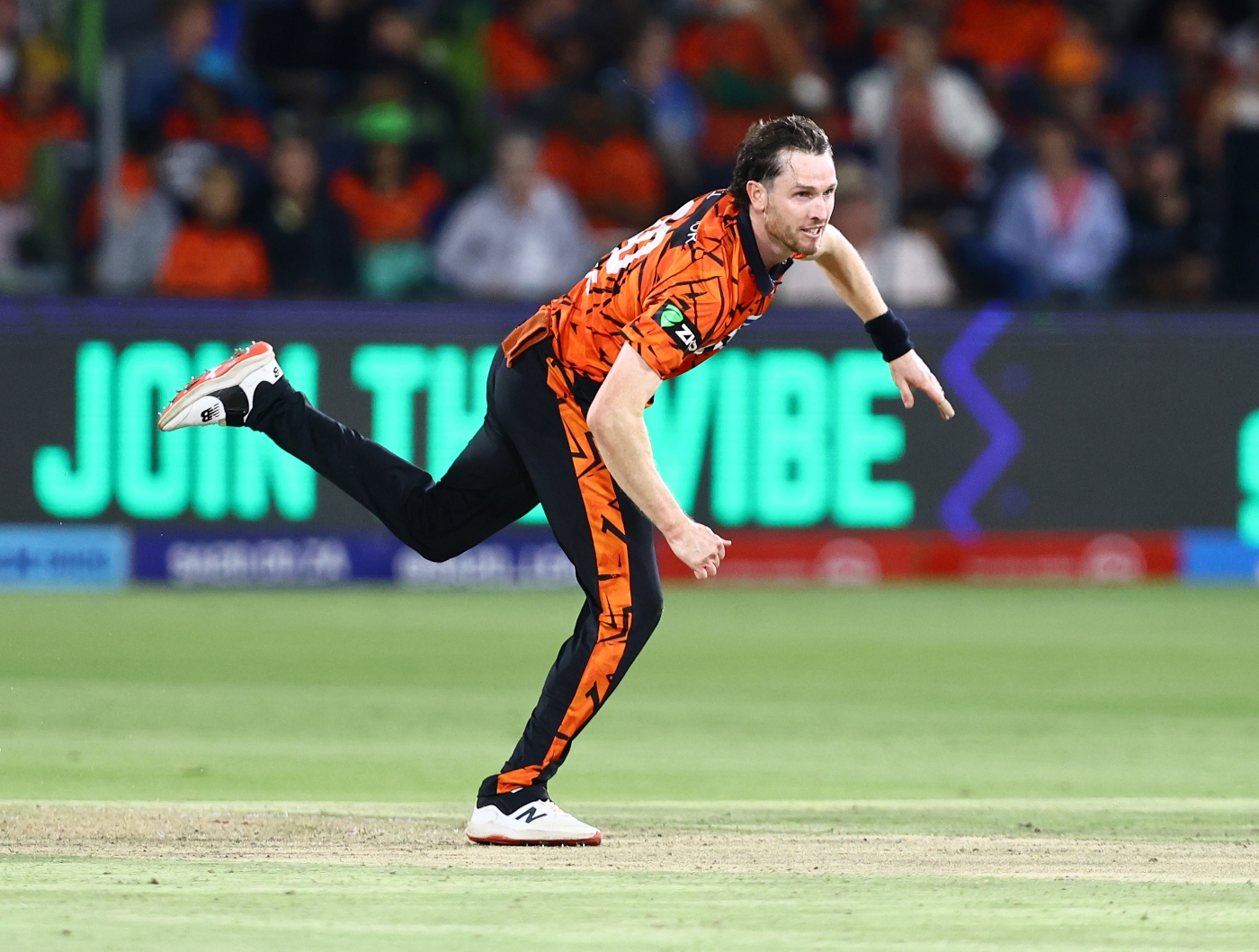 Milne ruled out of T20 World Cup, Jamieson called up