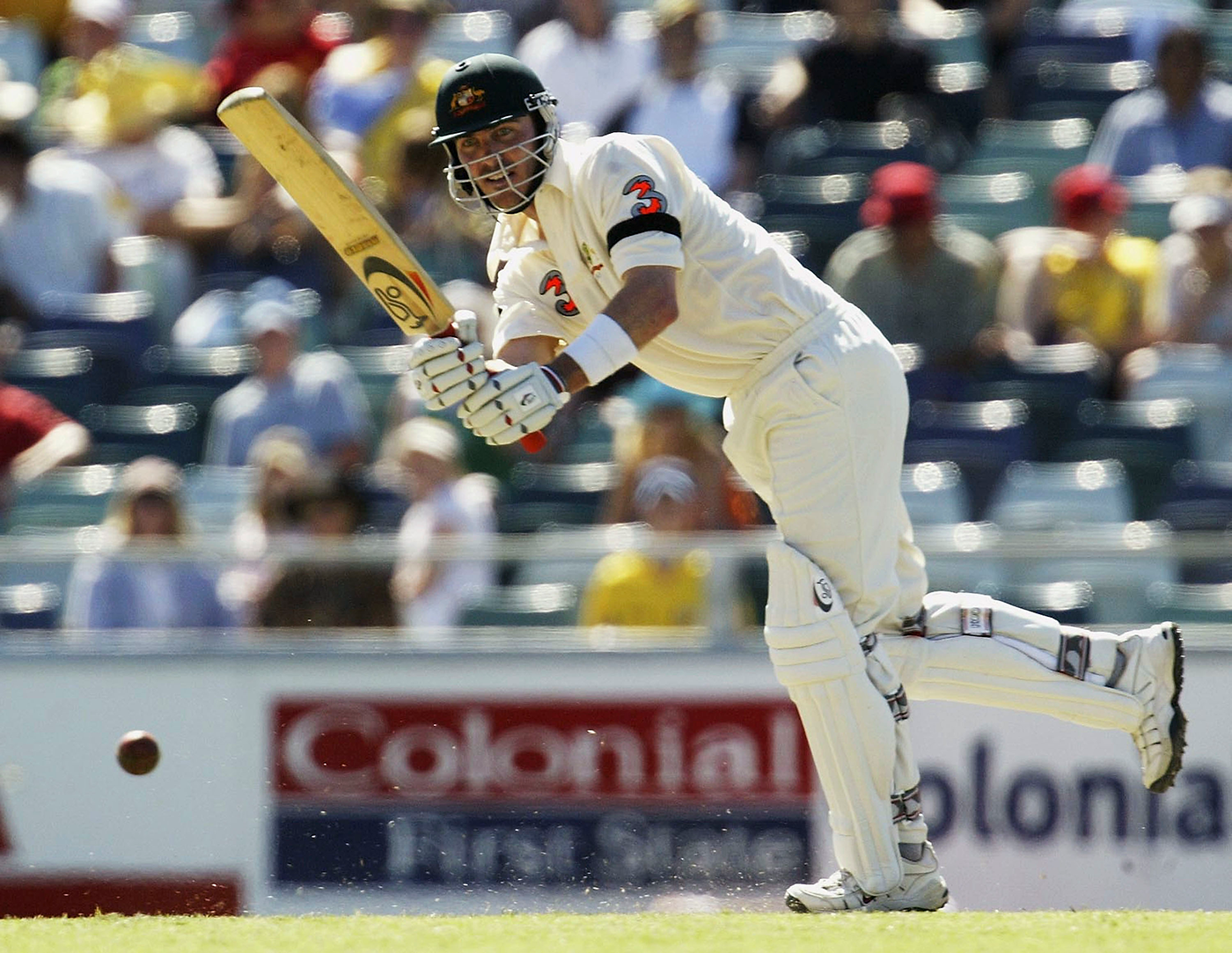 Damien Martyn hospitalised with meningitis