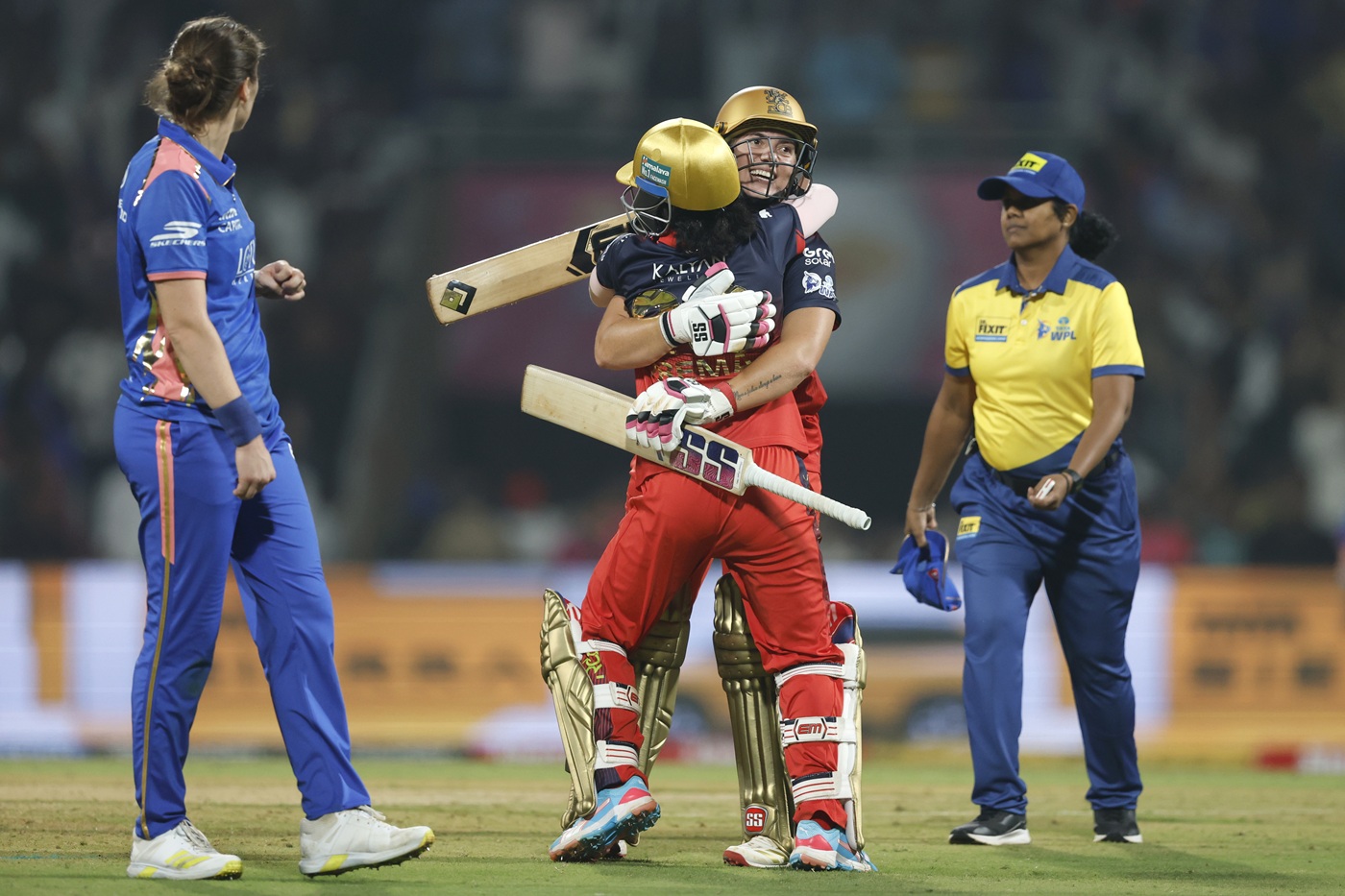 De Klerk comes clutch as RCB steal last-ball thriller against Mumbai Indians