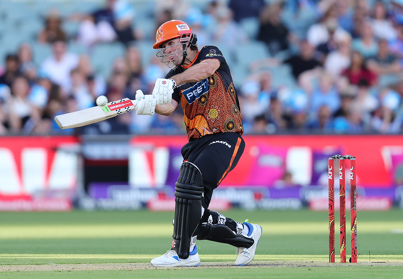 Marsh's 88 leads Perth Scorchers up to second place