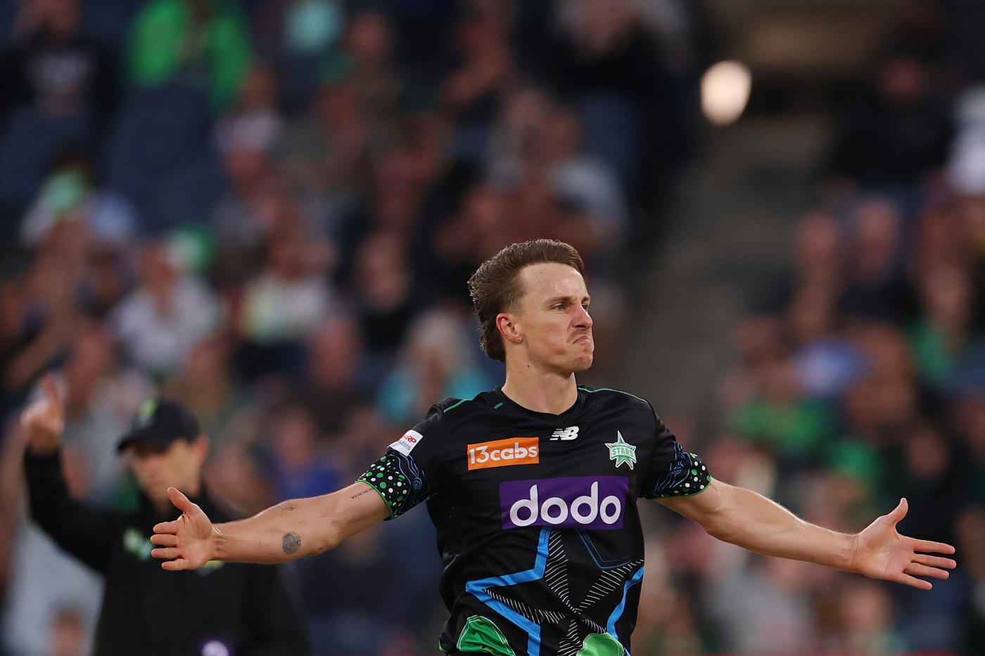 Tom Curran's career-best ends Strikers' season, Stoinis to get thumb scanned