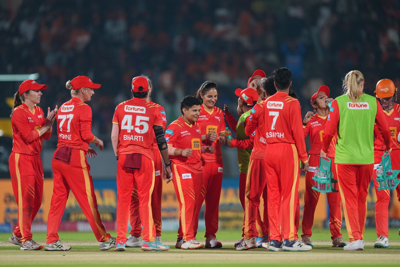 Unchanged UP Warriorz bowl; Gujarat Giants bring Wyatt-Hodge in for Wareham