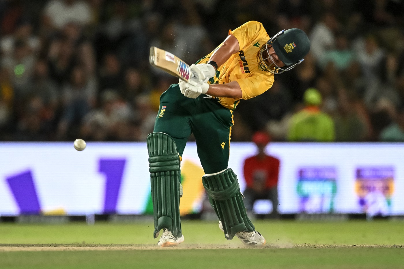 Mokoena, Pretorius headline latest steamrollering for Lions
