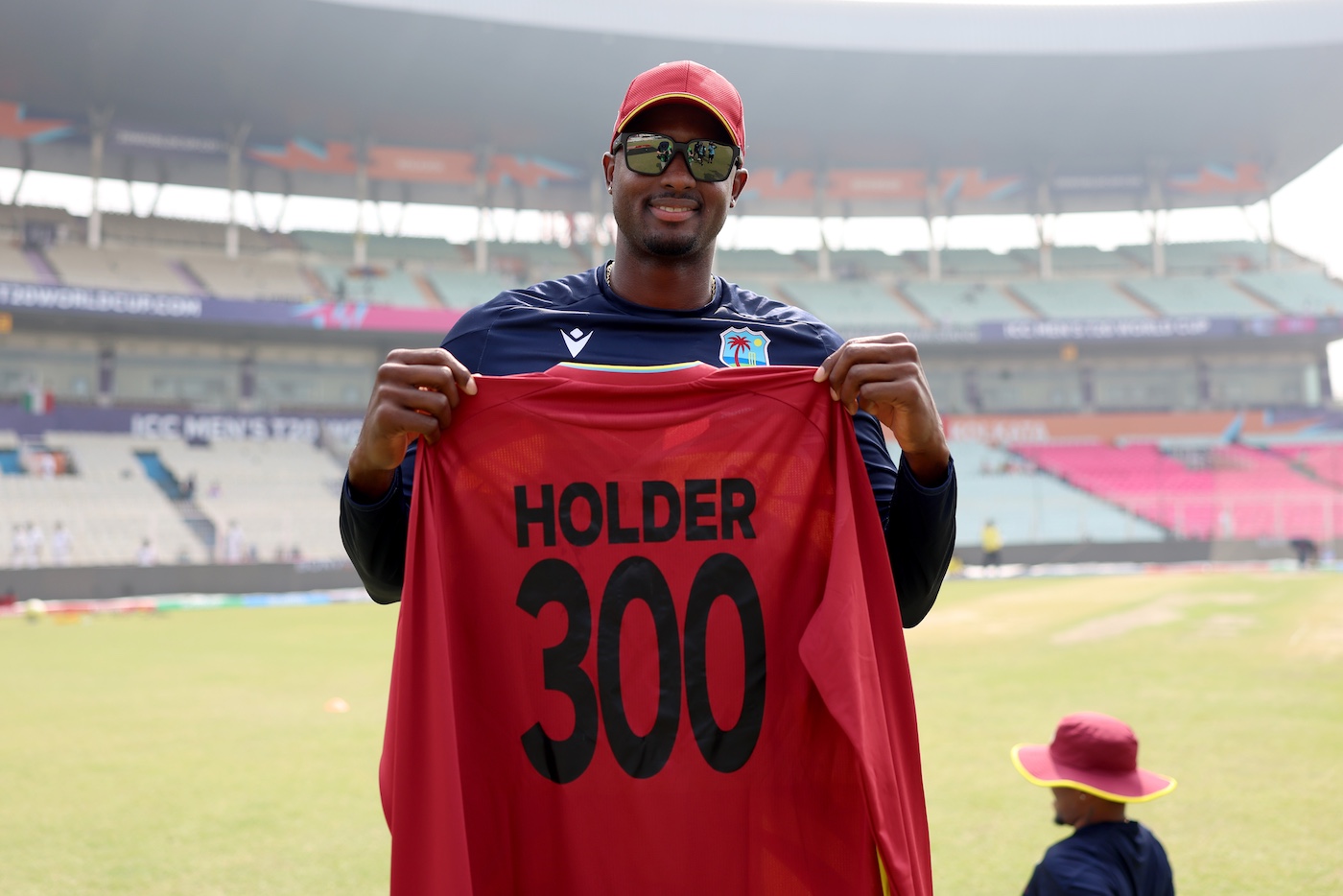 Italy ask West Indies to bat in Holder's 300th international game