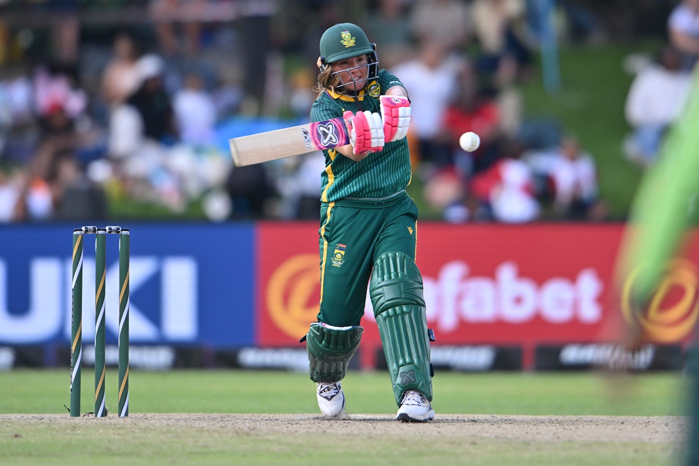 All-round Sune Luus hands South Africa series lead against Pakistan