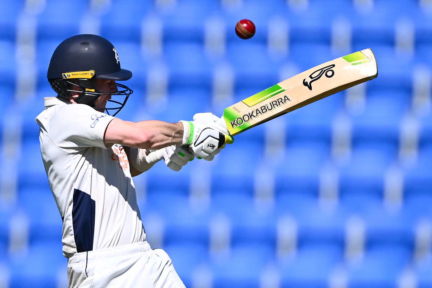 Sam Harper shines to put Victoria on top on 14-wicket day