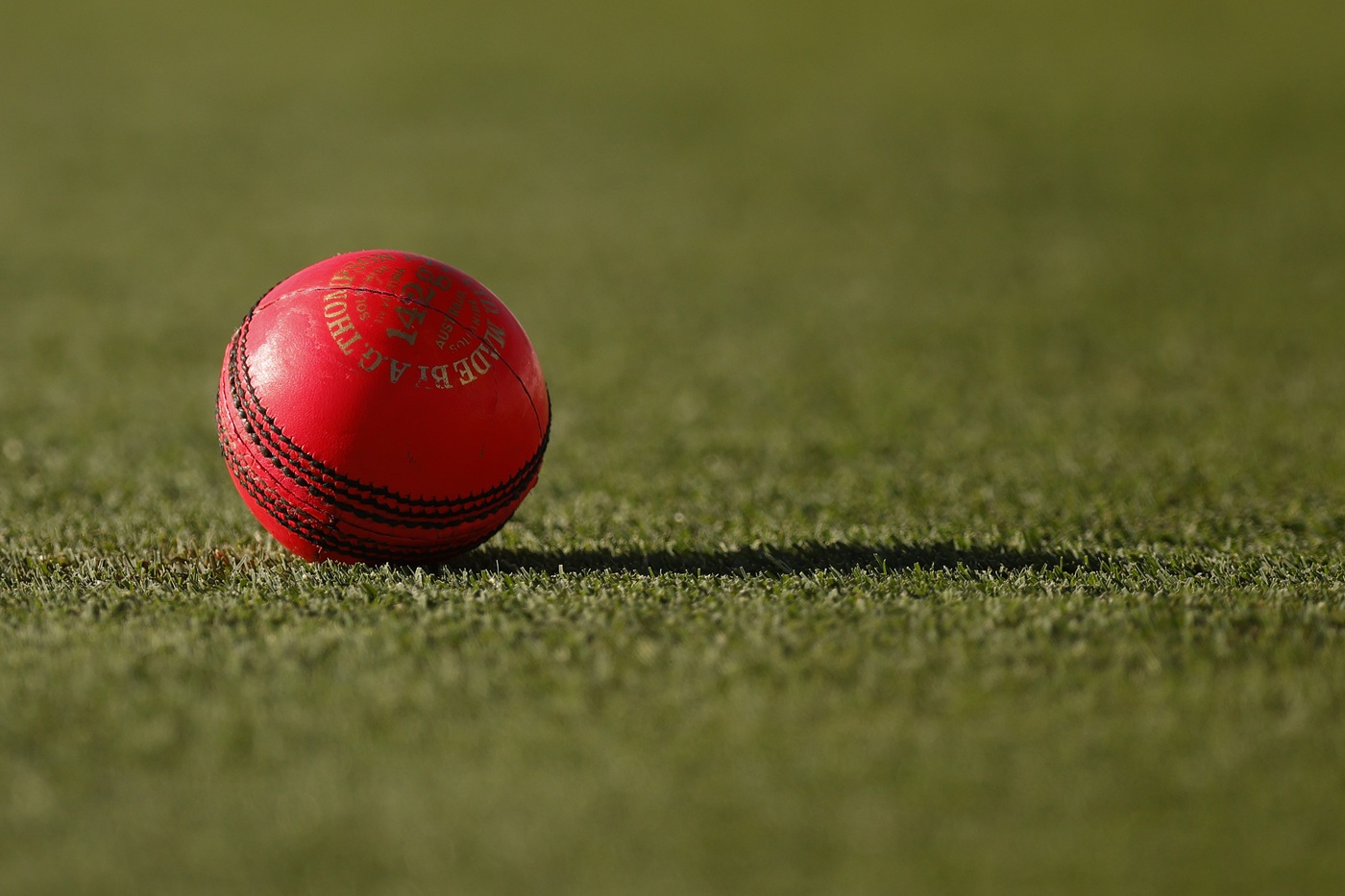 ICC approves red-to-pink ball change to reduce bad-light impact in Test cricket
