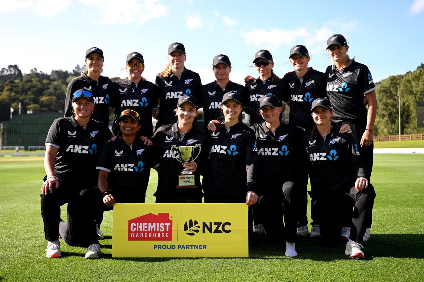 Amelia Kerr's all-round brilliance seals NZ's 3-0 sweep over Zimbabwe