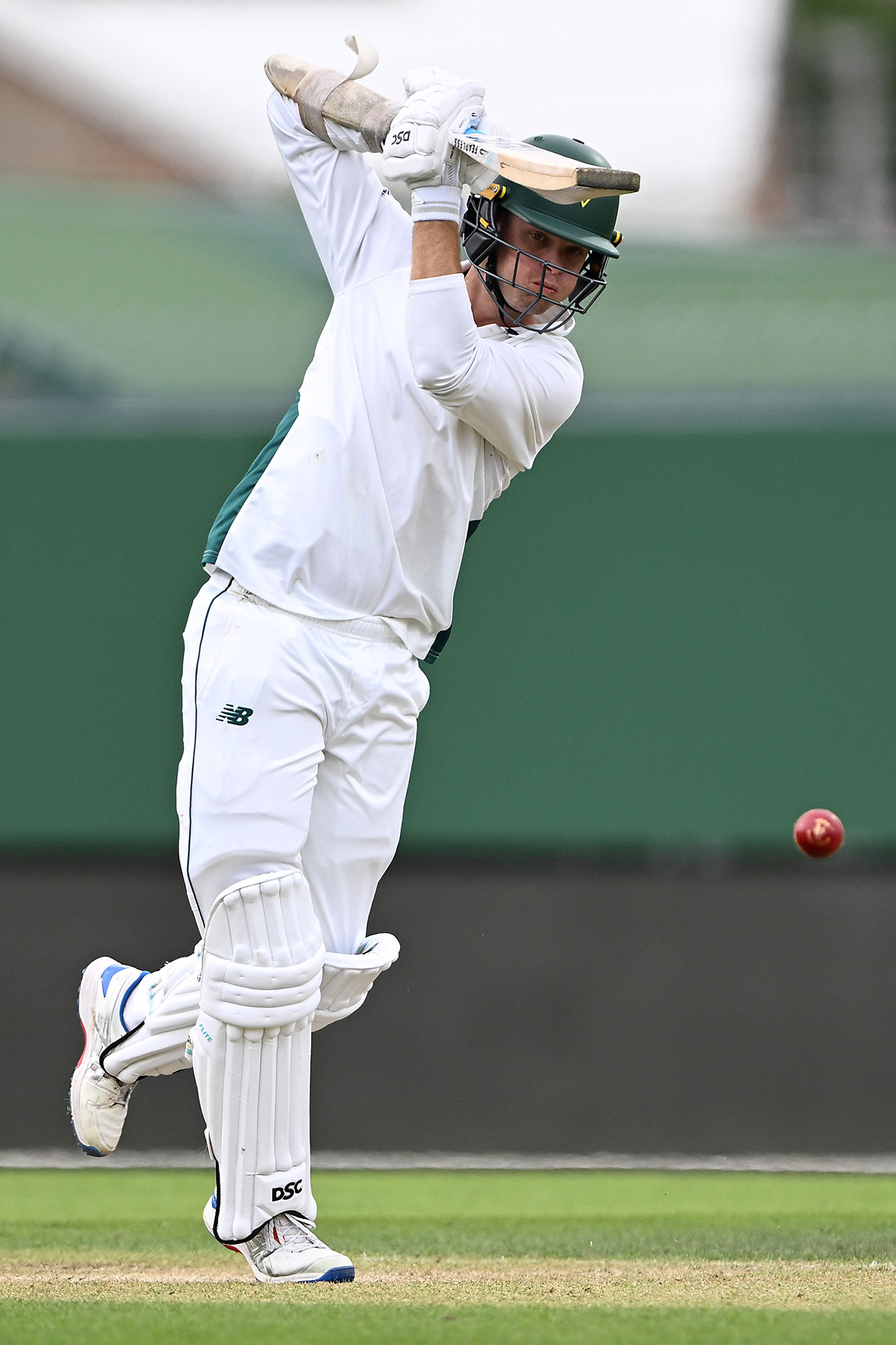 Kuhnemann hits maiden fifty to give Tasmania control after fire alarm stops play 414721