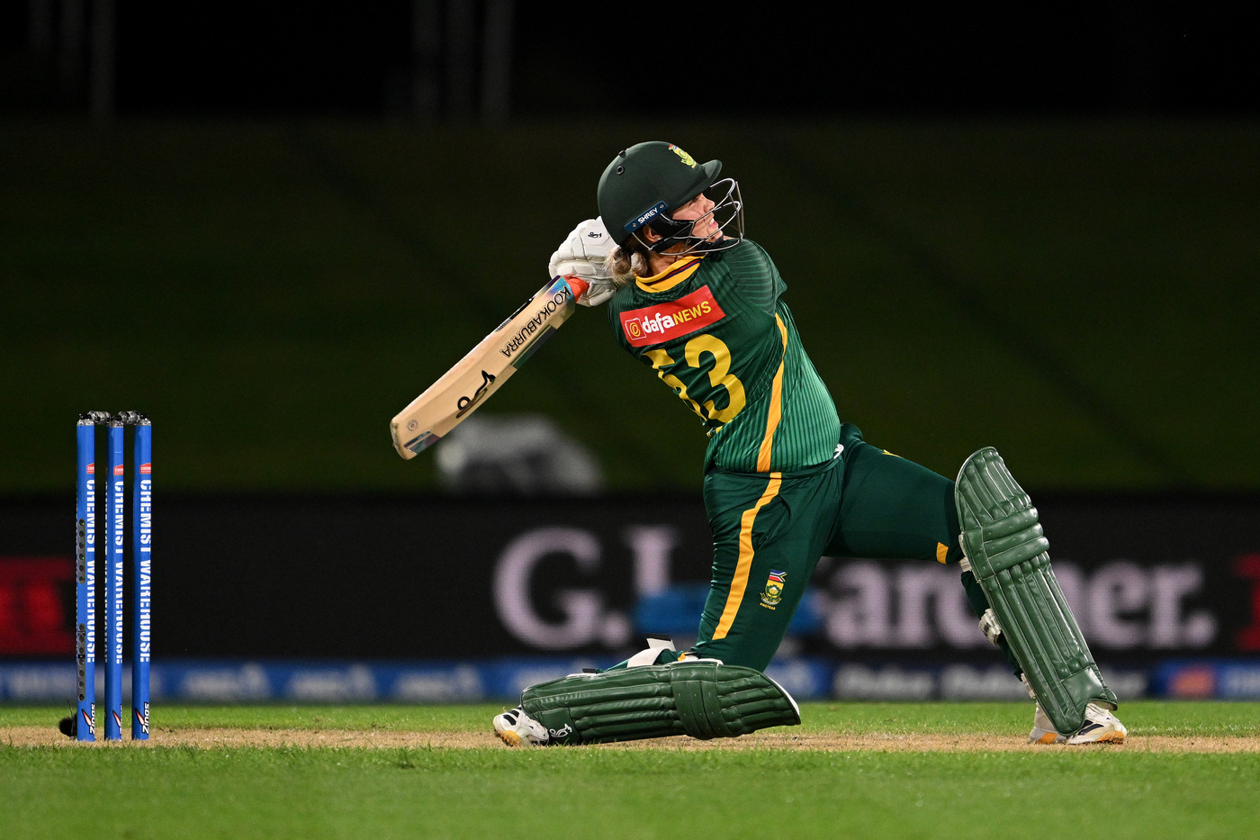 Debutant Kayla Reyneke's last-ball six seals thriller for South Africa