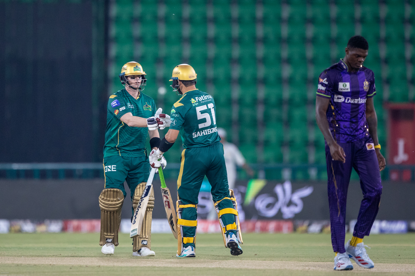 Smith, Masood help Sultans cruise to victory