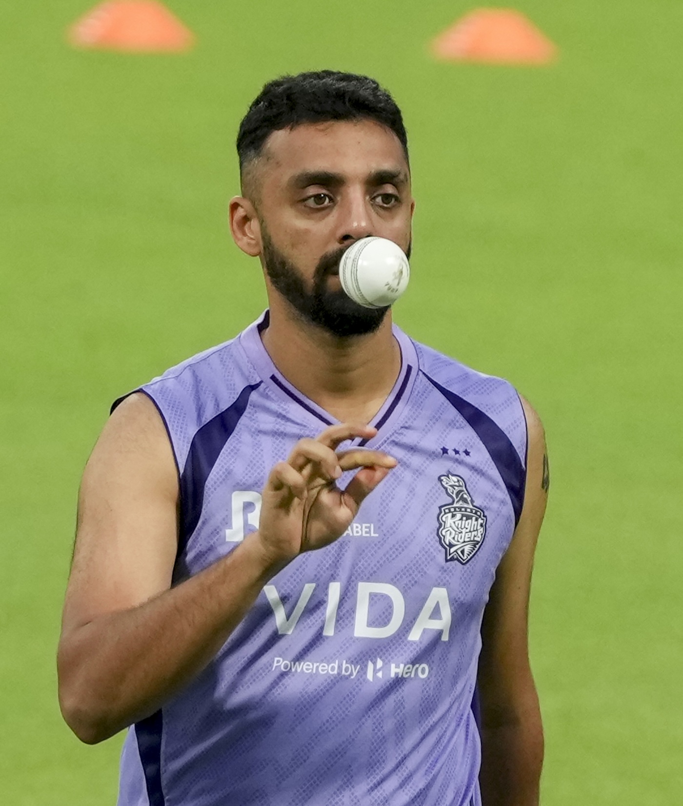 Varun returns as KKR choose to bowl against CSK