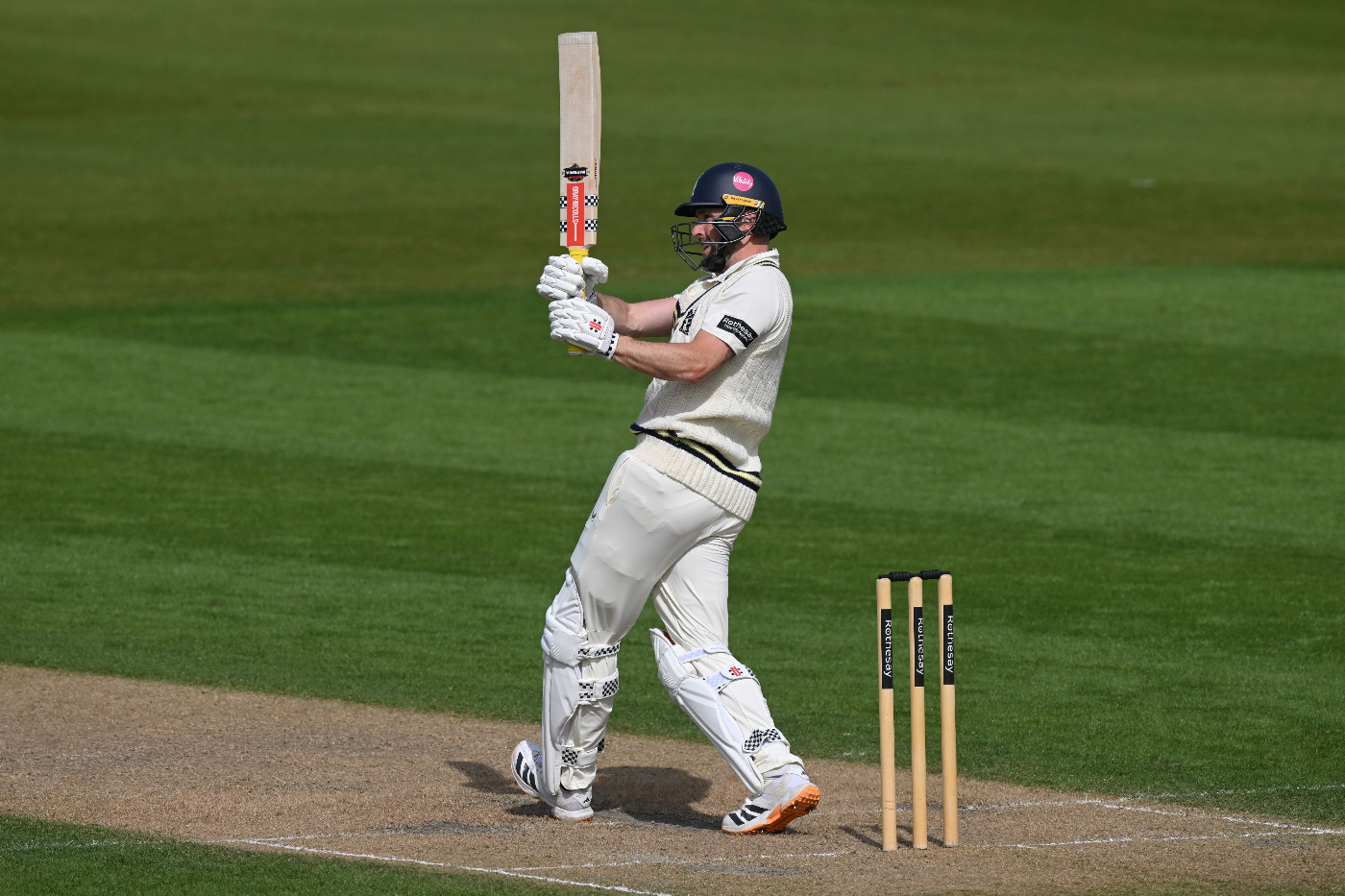 Woakes, Smith counterattack with bat after Sussex gain upper hand