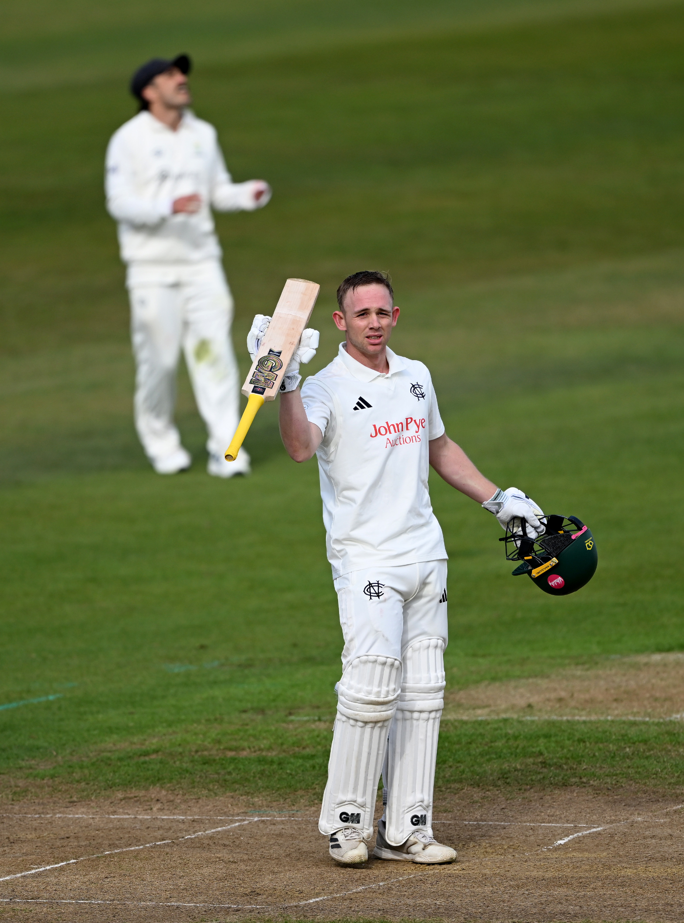 Haynes hundred lifts Notts after van der Gugten salvo