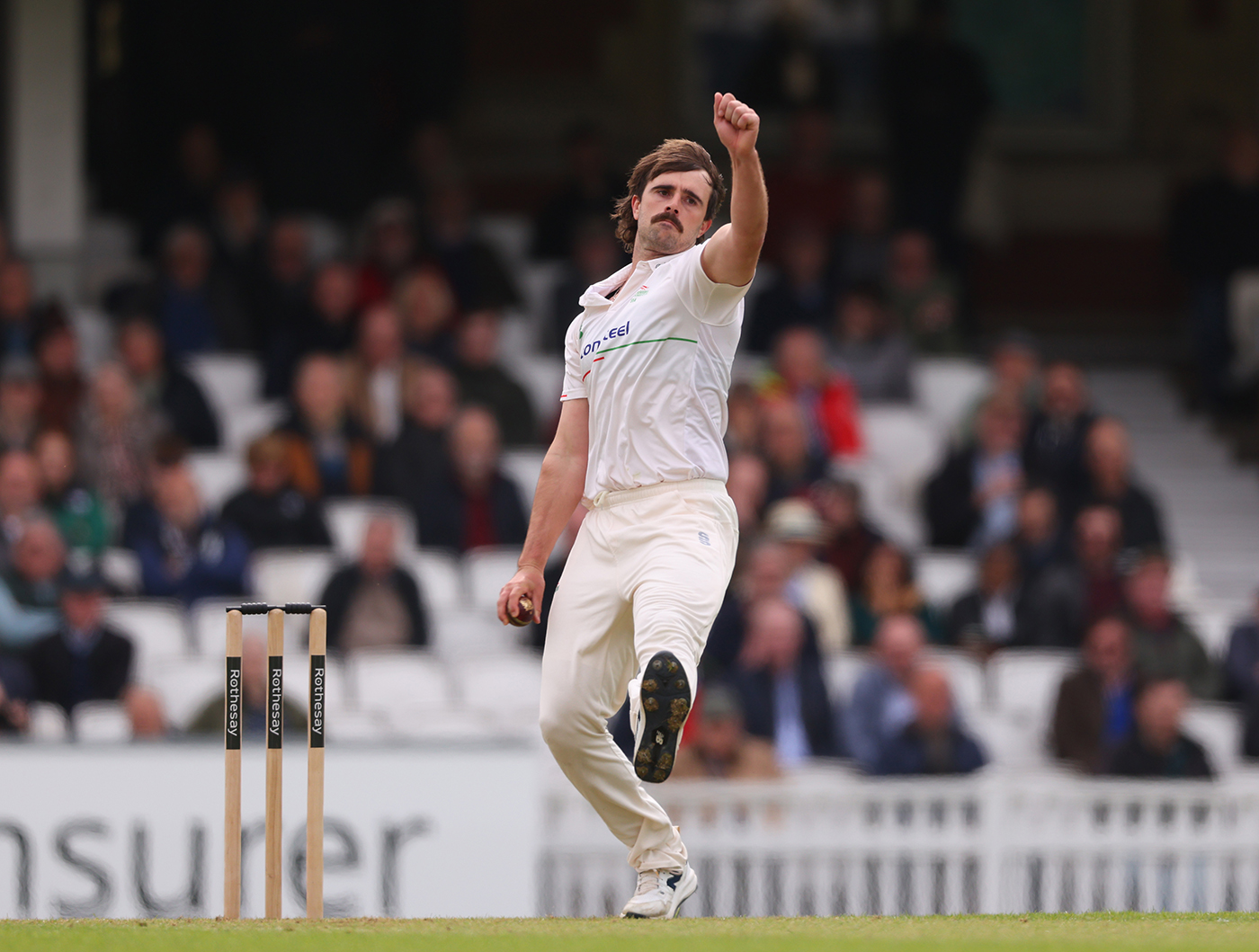 Rehan Ahmed in the thick of the action as Leicestershire take control