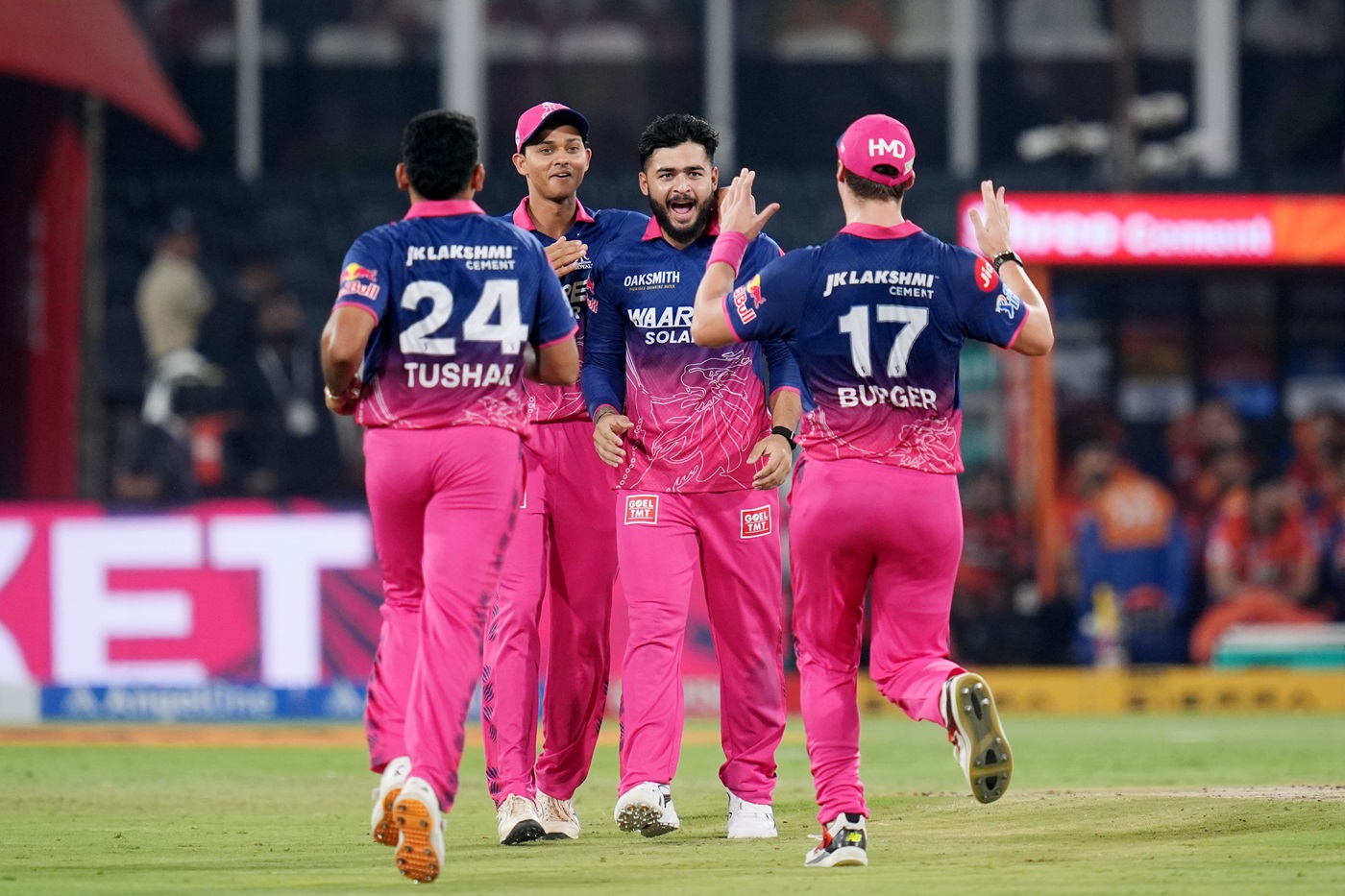 RR manager Bhinder fined INR 1 lakh for using mobile phone in team dugout