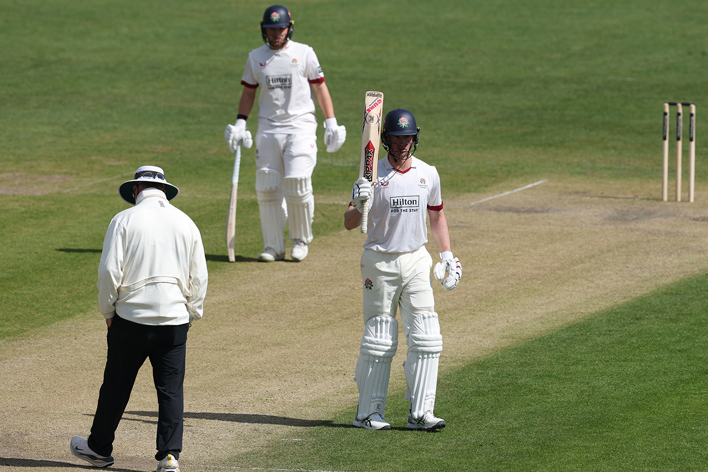 Keaton Jennings leads Lancashire win with back-to-back fifties