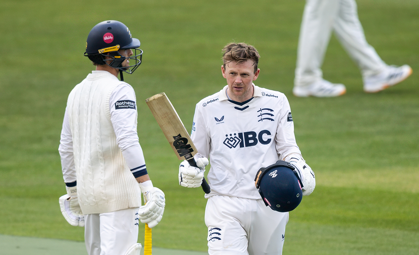 Sam Robson 162 secures high-scoring draw for Middlesex