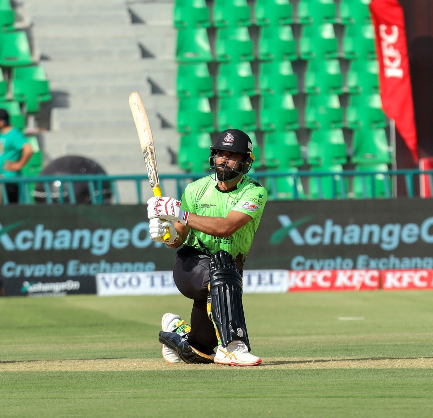 Fakhar Zaman century gives Qalandars crucial win