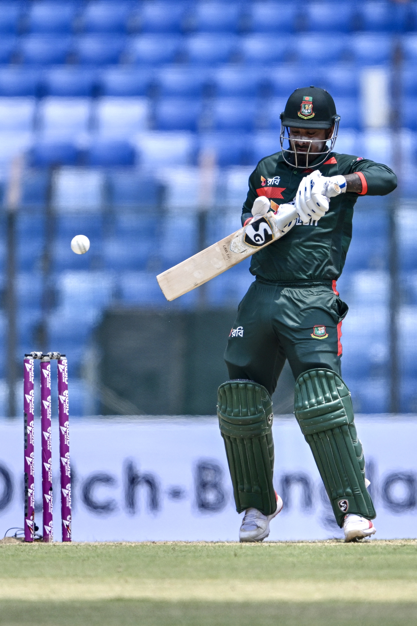 Under-strength New Zealand in front as Bangladesh return to T20Is