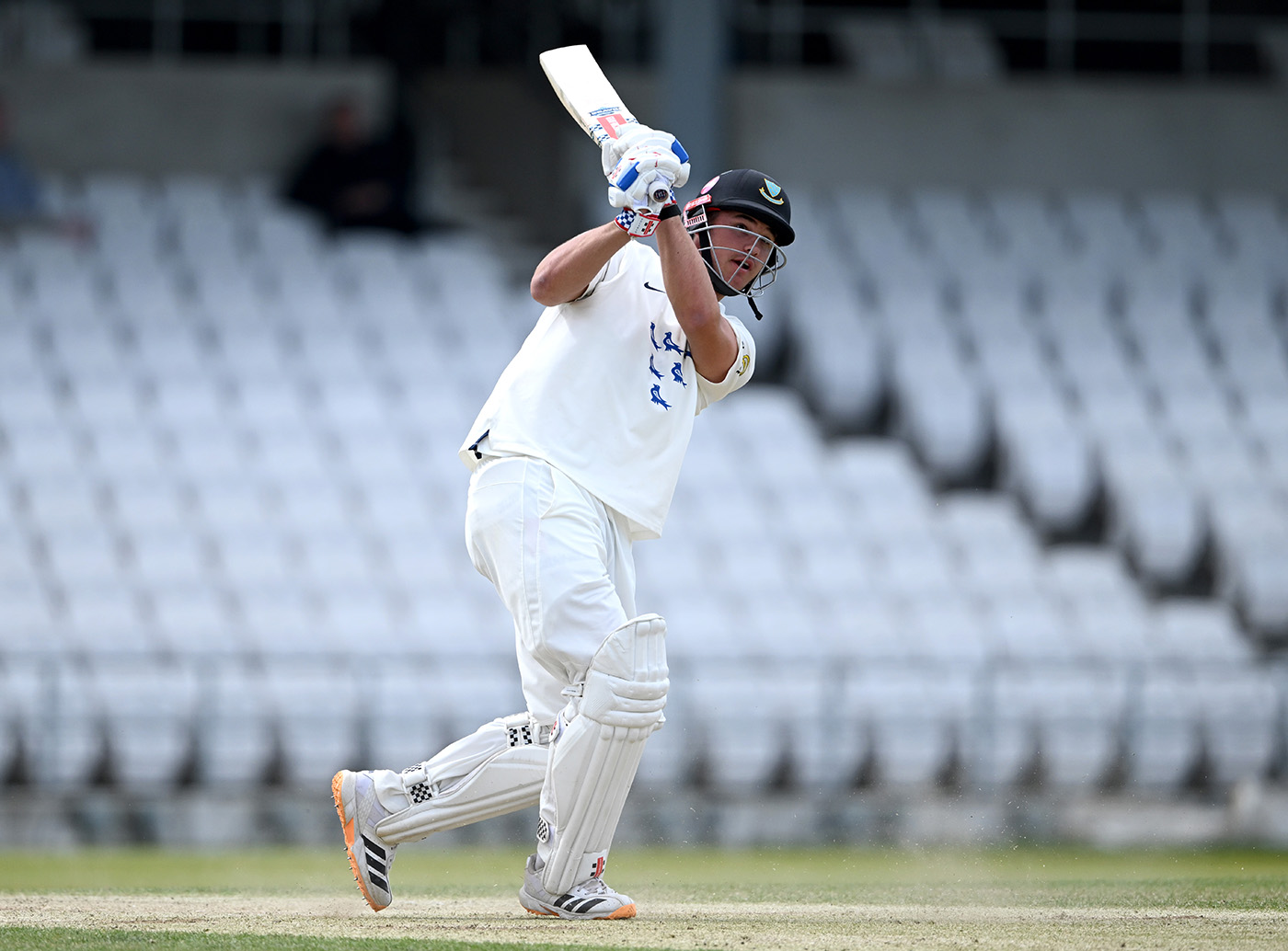 Clark, Coles steer Sussex to safety despite Root's wicket-taking burst
