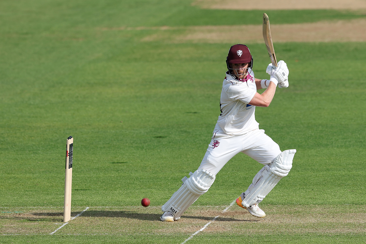 Somerset regain the ascendancy after hard-fought third day