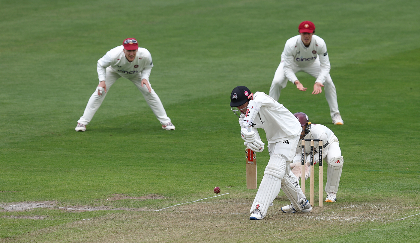 Sanderson stars again but Price proves value to Gloucestershire