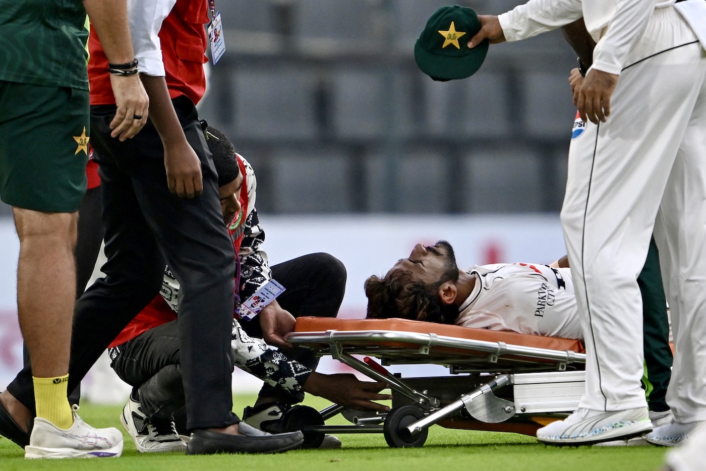 Hasan Ali stretchered off the field in Sylhet after picking up injury