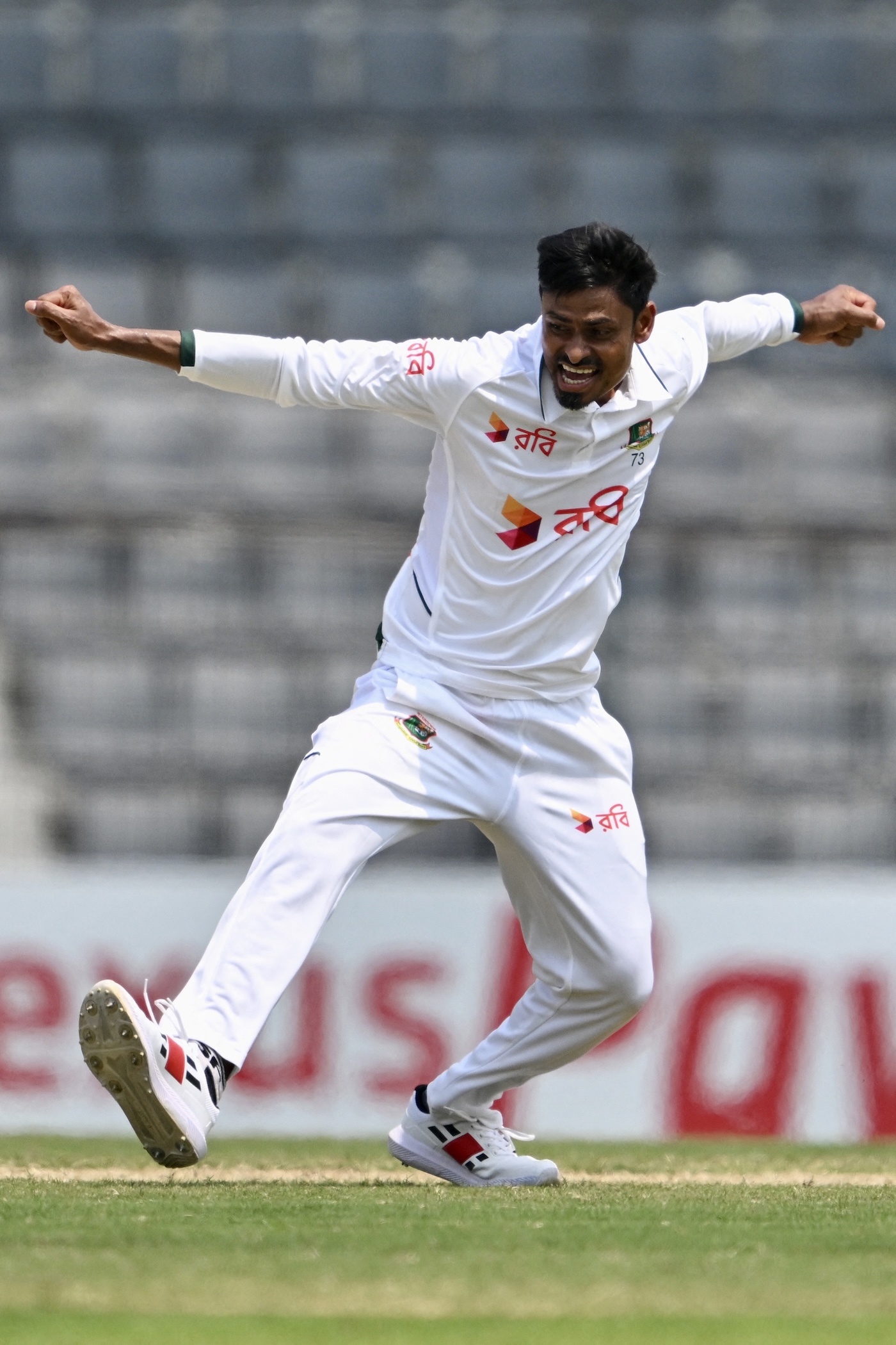 Rizwan and Agha resist but Bangladesh on course for 2-0 sweep
