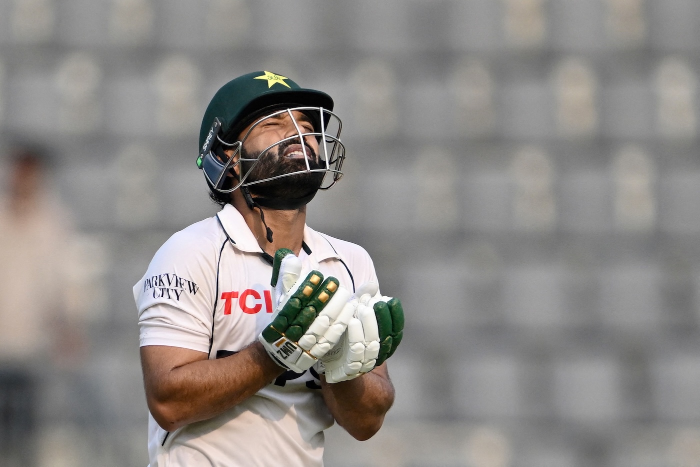 Batting coach Asad Shafiq hopeful of improbable Pakistan victory