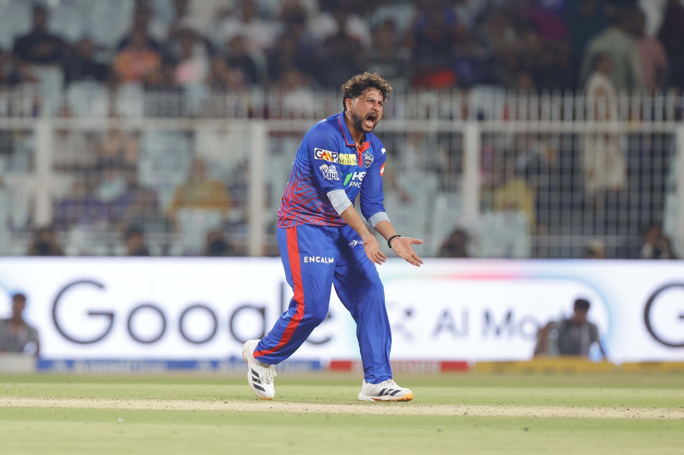 Kuldeep and Rahul help DC sign off with big win