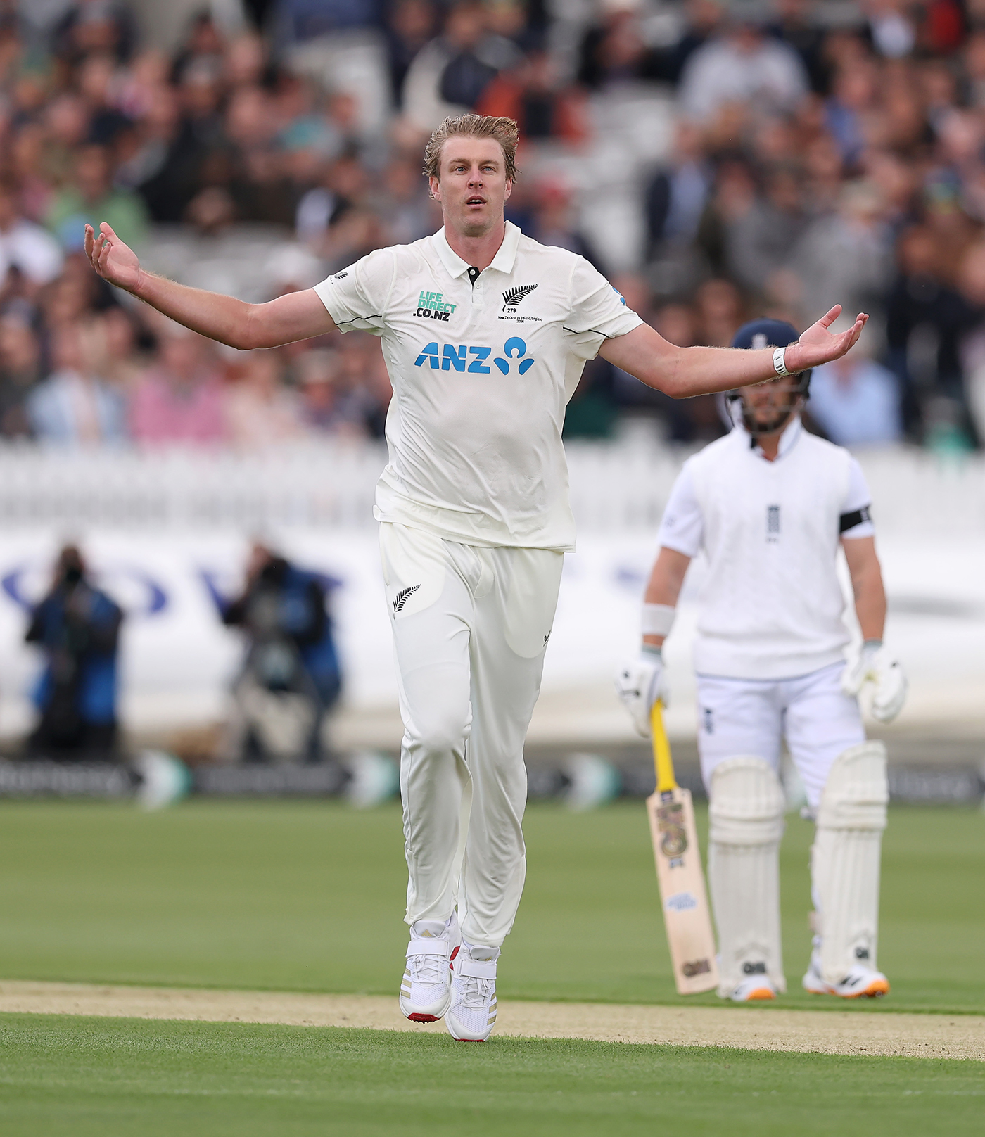 Jamieson ends Gay's debut innings before rain forces early lunch