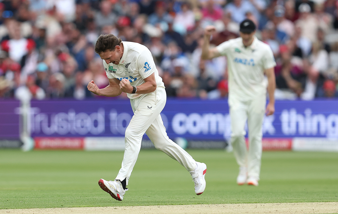 Smith, O'Rourke wreck middle-order after Gay's debut fifty