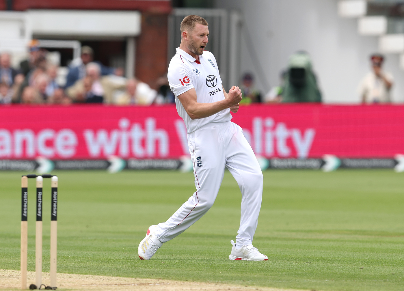 Atkinson five-for seals England win on up-and-down Lord's pitch