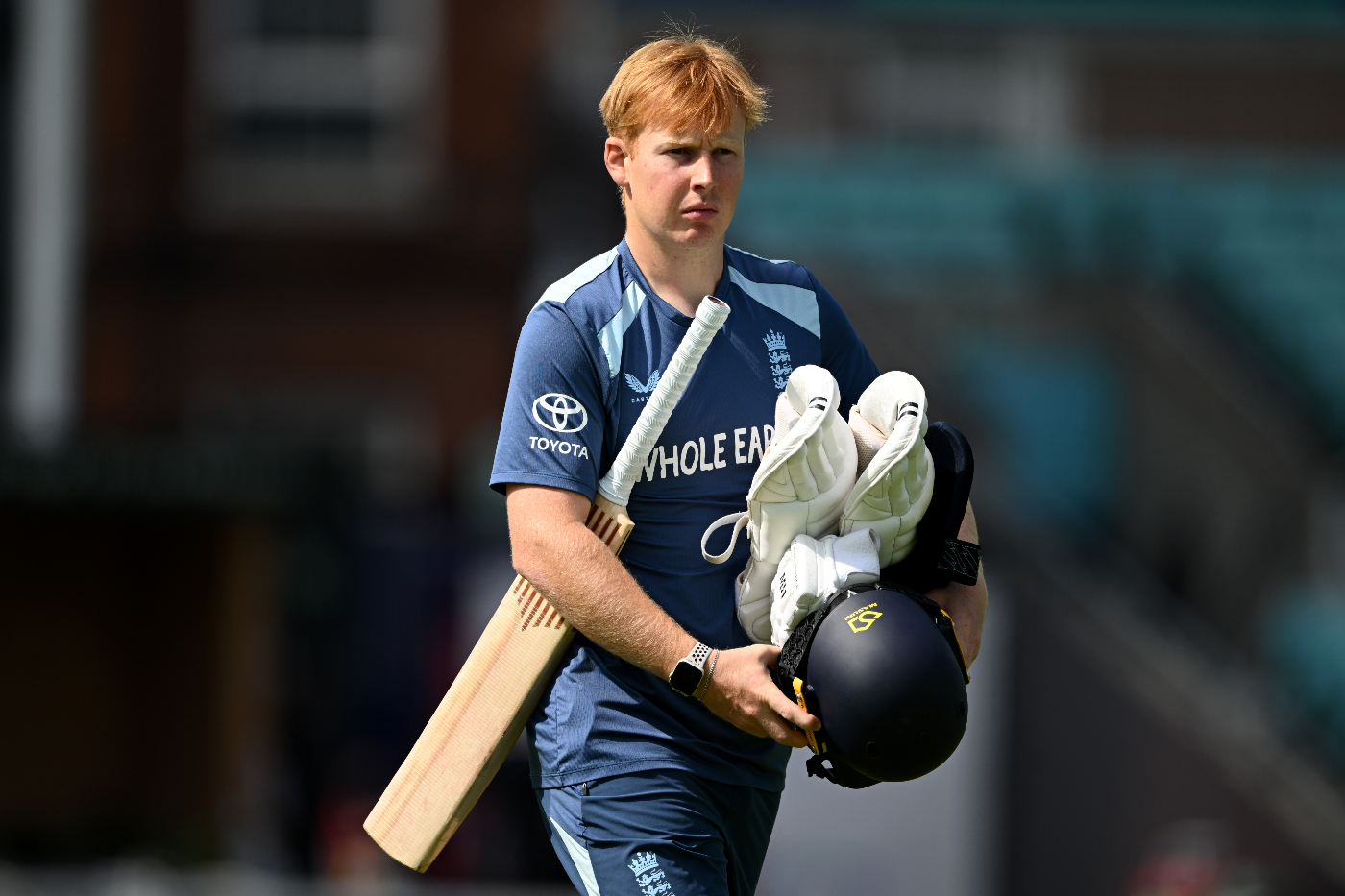 England choose to bowl, Nicholls comes in for New Zealand