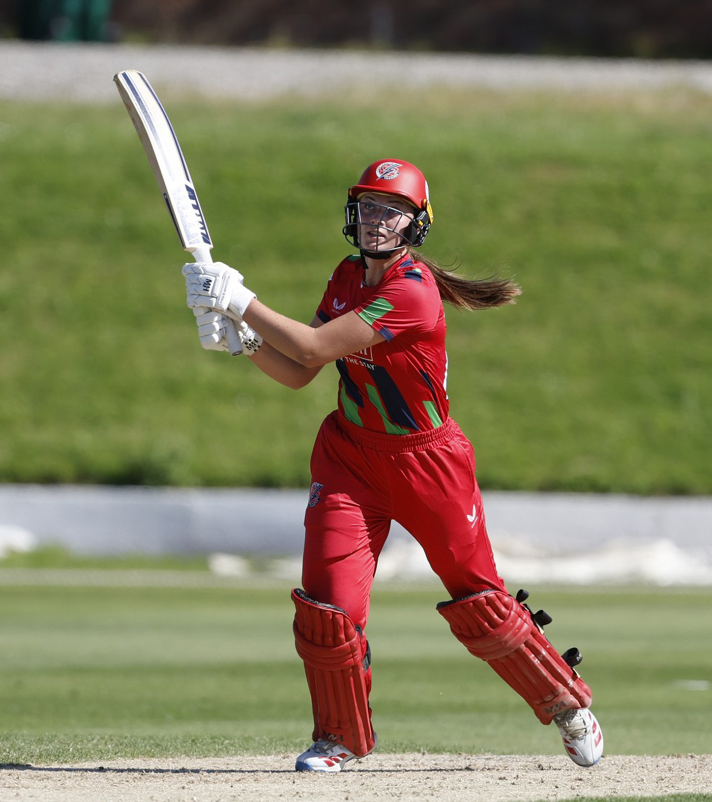 Wraith stars for Warwickshire as Lancashire fall short in thriller