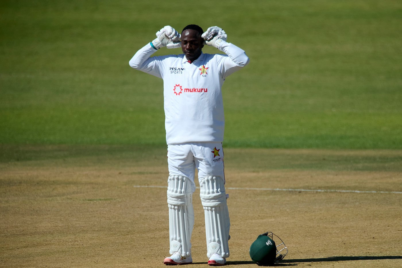 Kaia maiden ton, Madhevere, Ervine fifties extend Zimbabwe's dominance