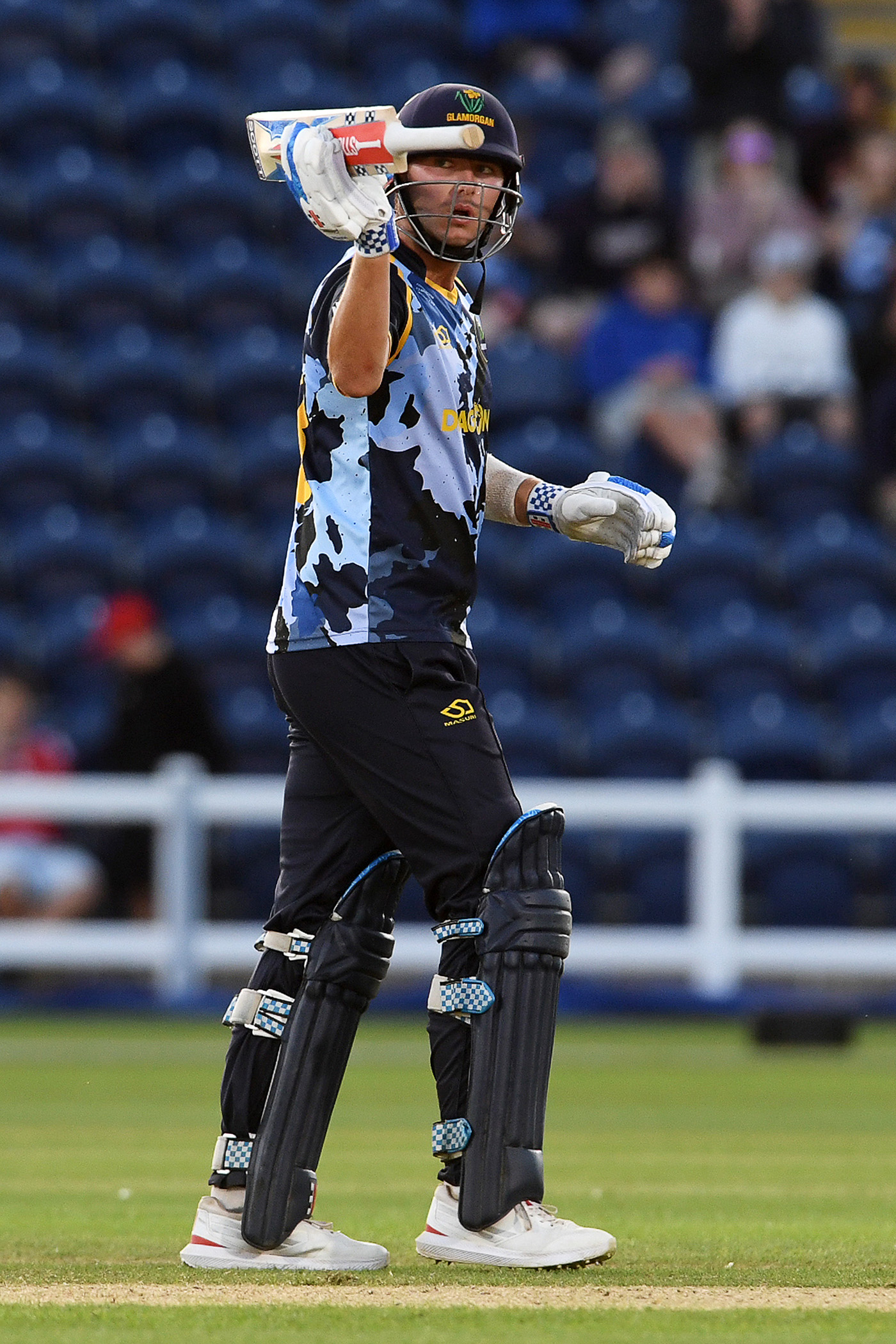 Smale trail plots path for Glamorgan to win again