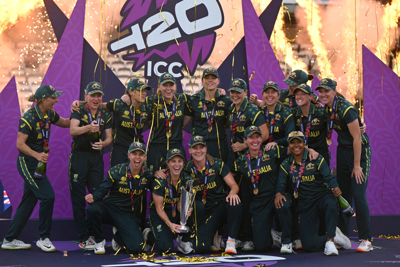 Australia women's cricketers want more games in peak summer
