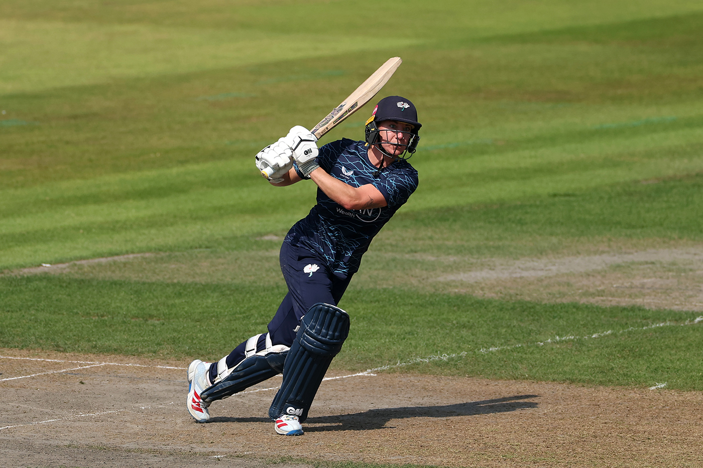 Campbell's super knock powers Yorkshire to Roses win