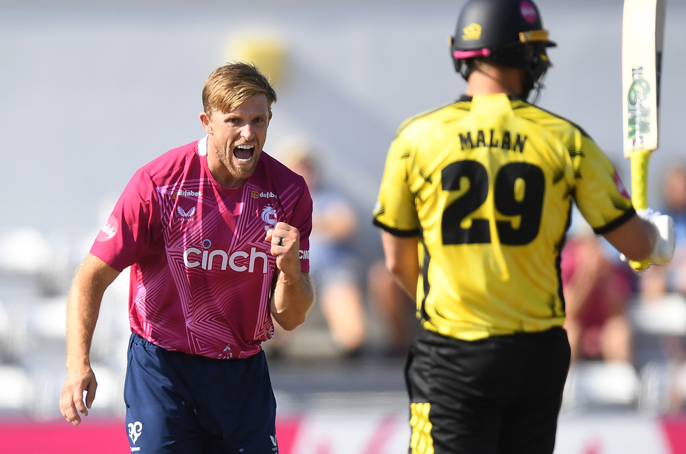 Willey, Sanderson come to the fore as Northants progress again