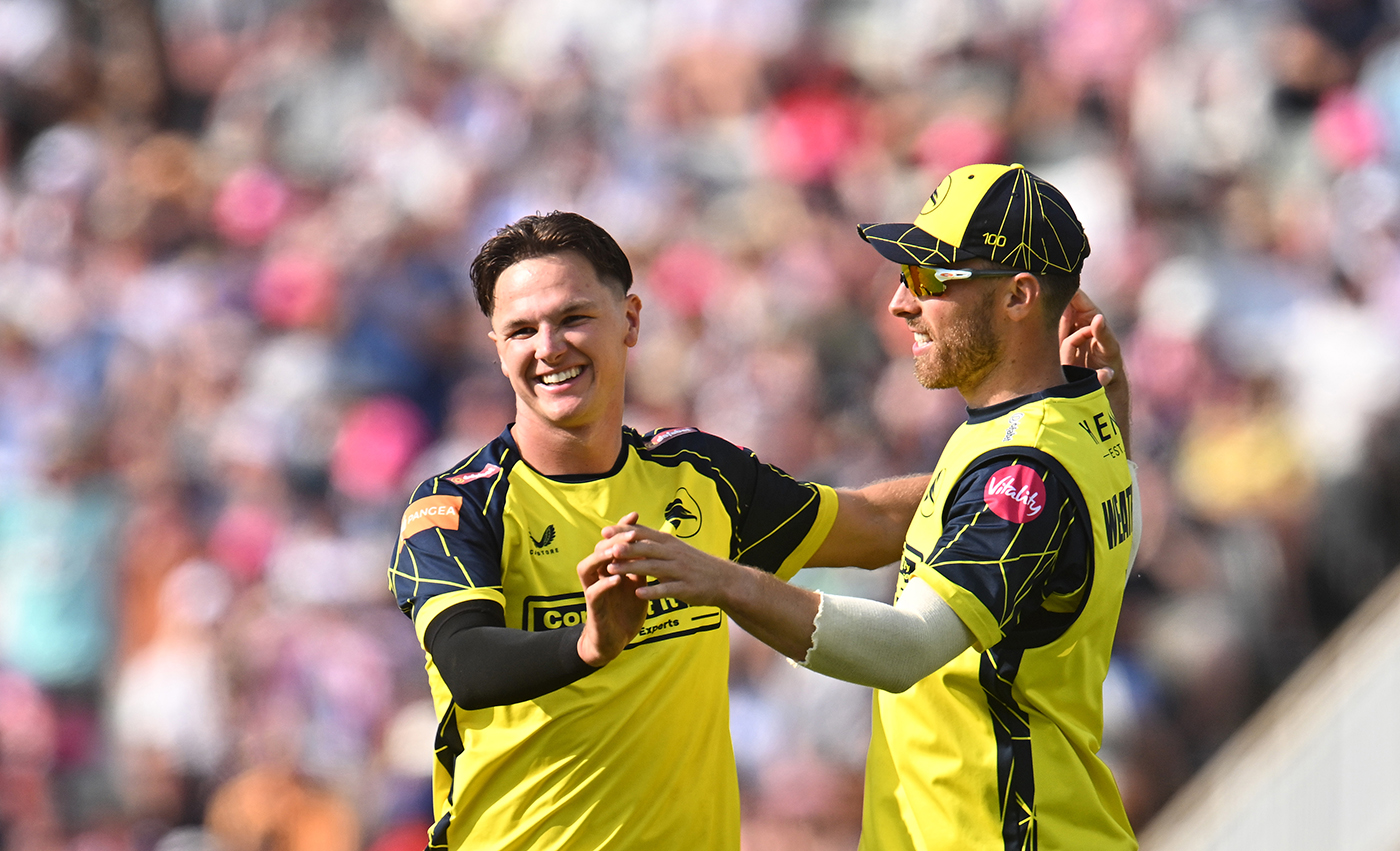 Weatherley 88* sets standard as Hampshire sweep past Notts
