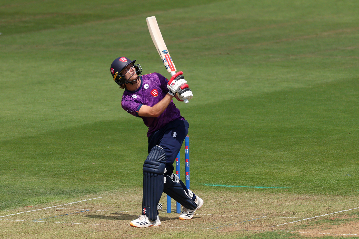 Benkenstein 140 trumps van der Gugten 118* as Essex sneak thriller