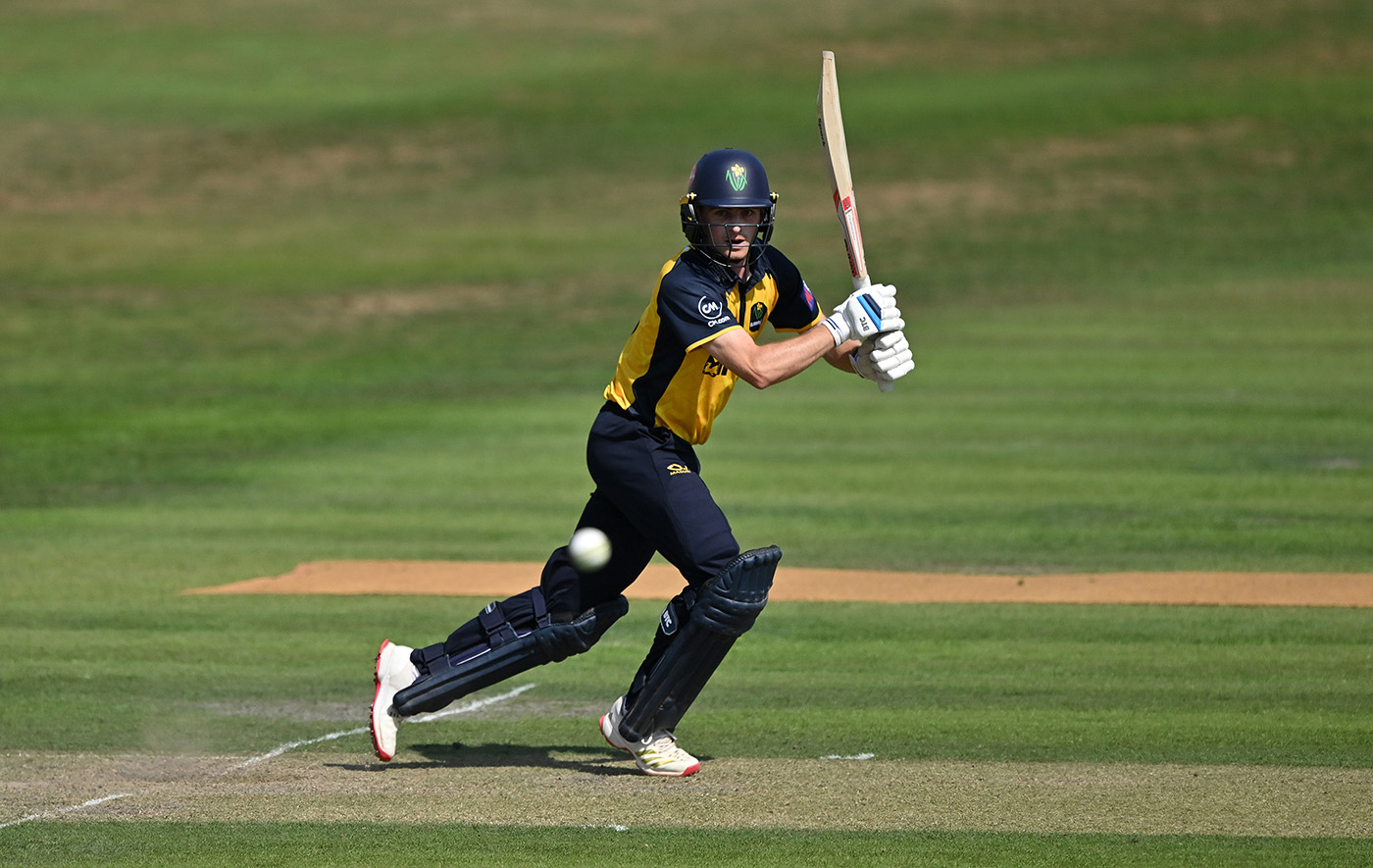 Andy Gorvin clinches thriller for Glamorgan