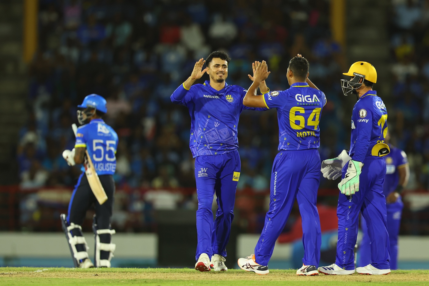 De Kock, Rutherford, spinners script Tridents' second straight win