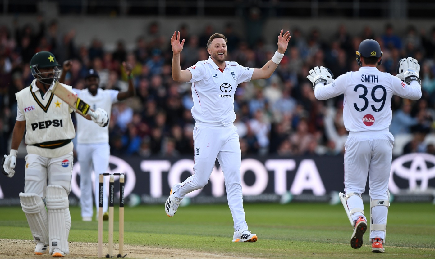 Tongue, Robinson, Archer lead the way as England seal three-day innings win
