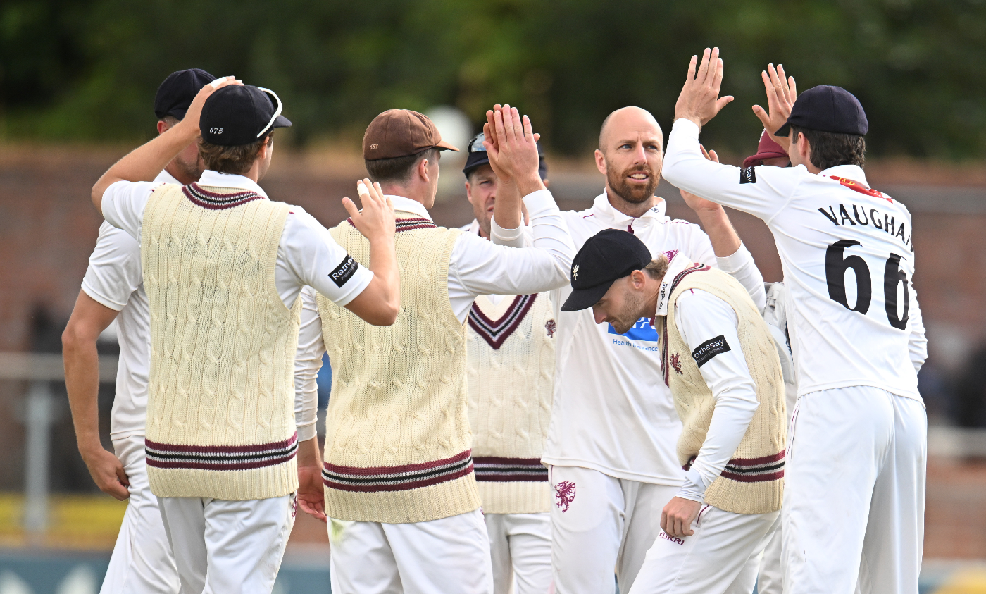 Essex battle in follow-on as Leach, Gregory tighten Somerset's grip