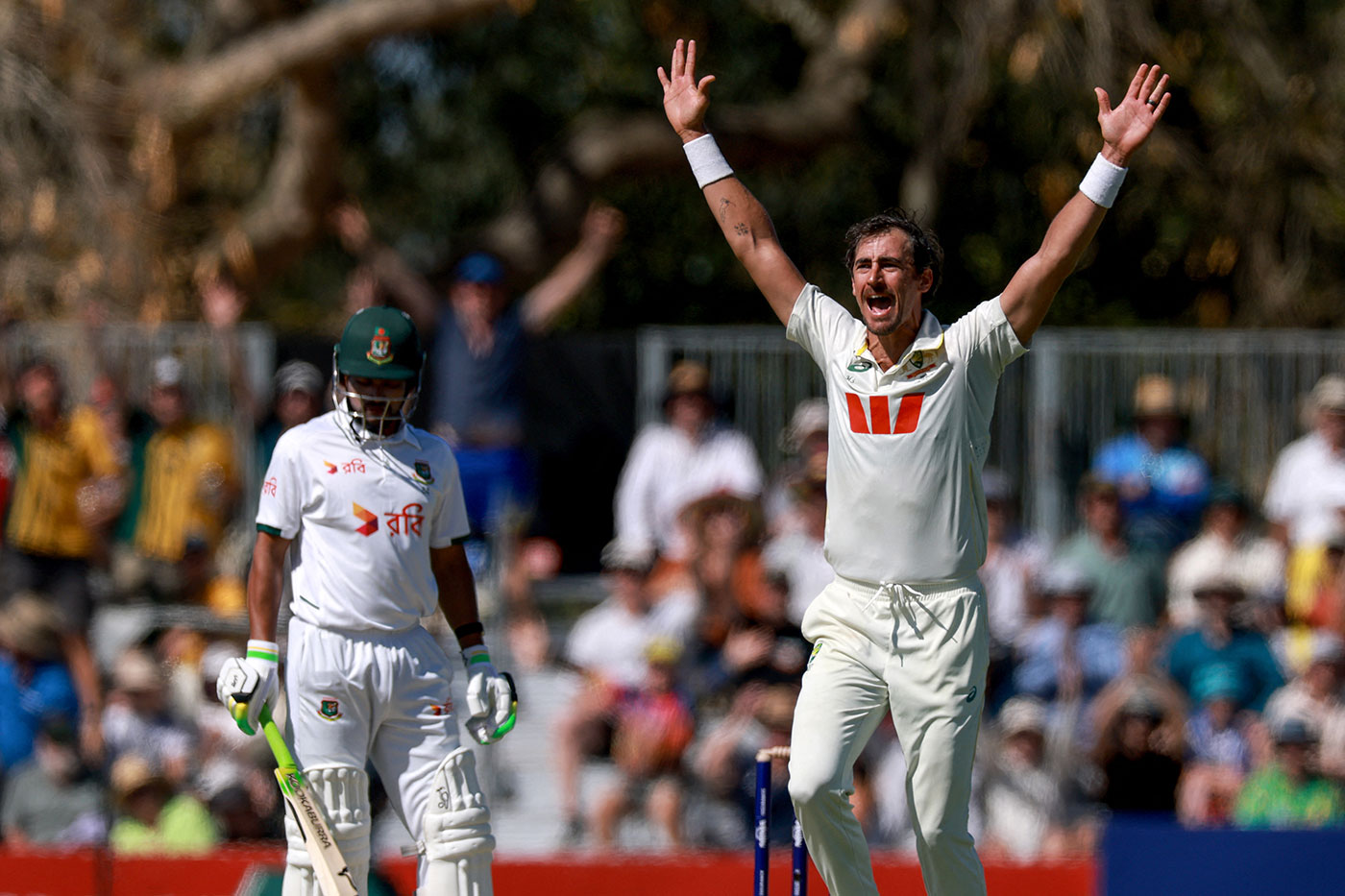 Starc takes 5 wickets as Australia faces Bangladesh in Second Test