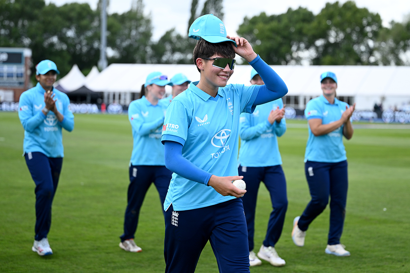 Issy Wong five-for sees Ireland bundled out for 165